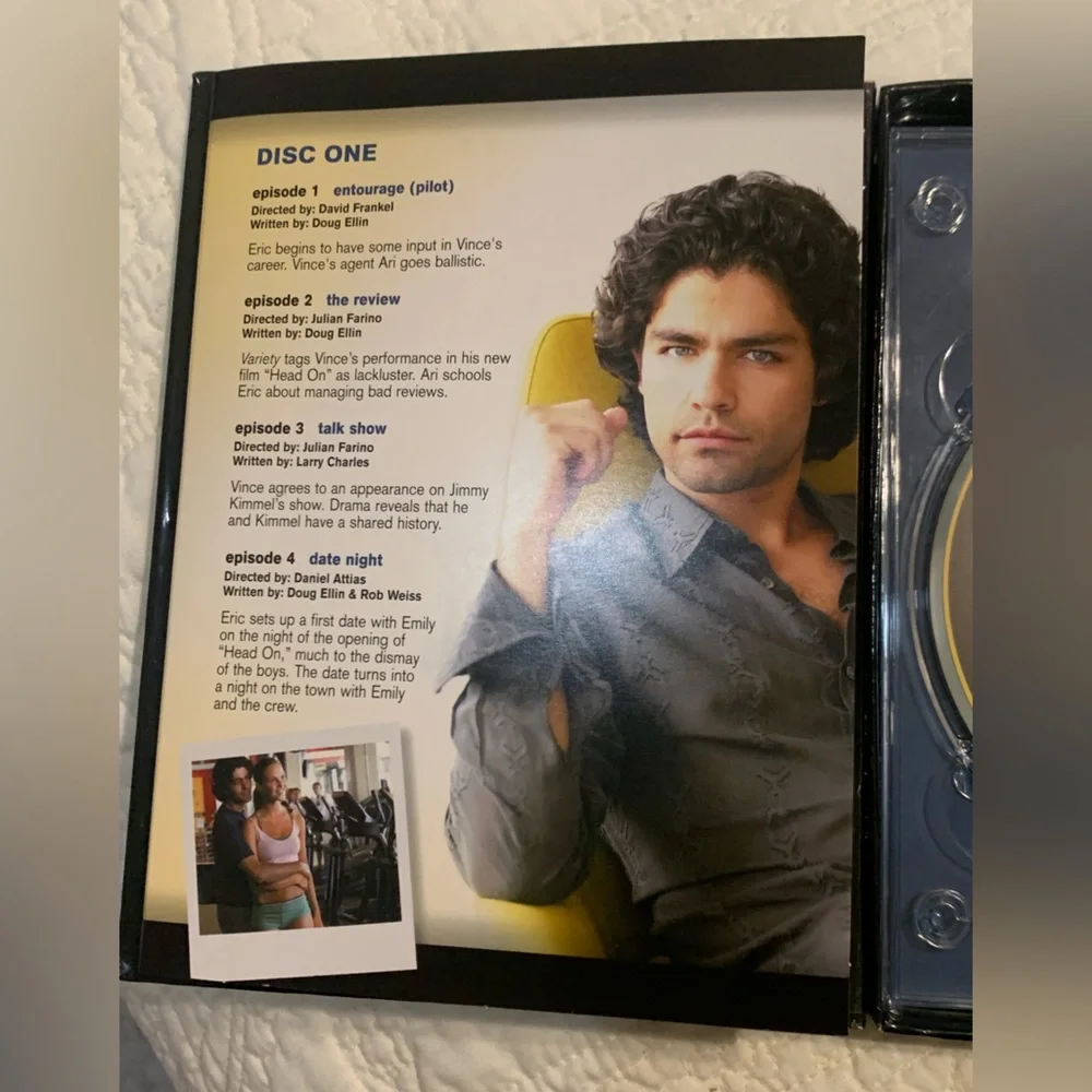 DVD ENTOURAGE The Complete First Season 2 Discs Case in great condition PreOwned